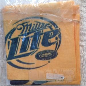 💋4 Him💋 NWT Miller Lite Head Wrap